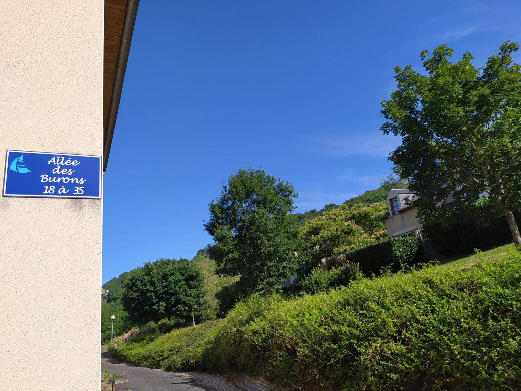 Appartement Goelia34 à Saint-Geniez-dʼOlt Extérieur photo